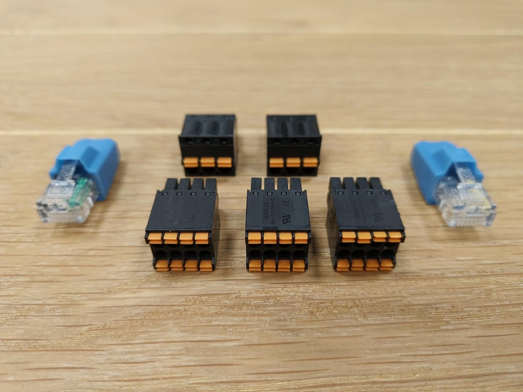 Accessories kit for Cerbo GX