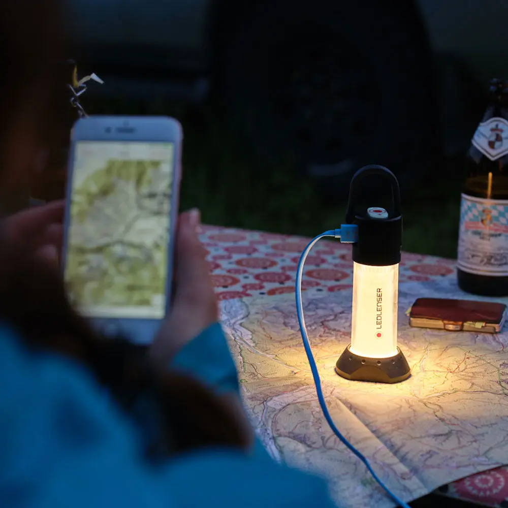 led-lenser-ml6-warm-light-powerbank_bdc0b9a8-dfa7-40b4-92d2-e7fd105cd960_1024x@2x.webp