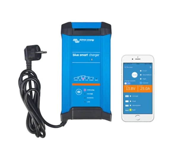 Victron Energy Blue Smart IP22 Charger 24/8(1) 230V CEE 7/7   BPC240842002